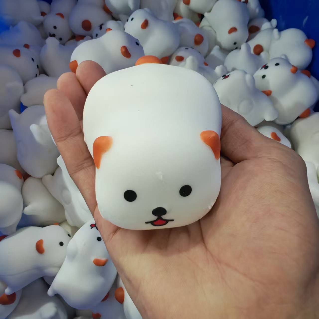 Giocattolo Antistress a Forma  - Interactive Squeaky Plush Dog Toy recensione e prezzo